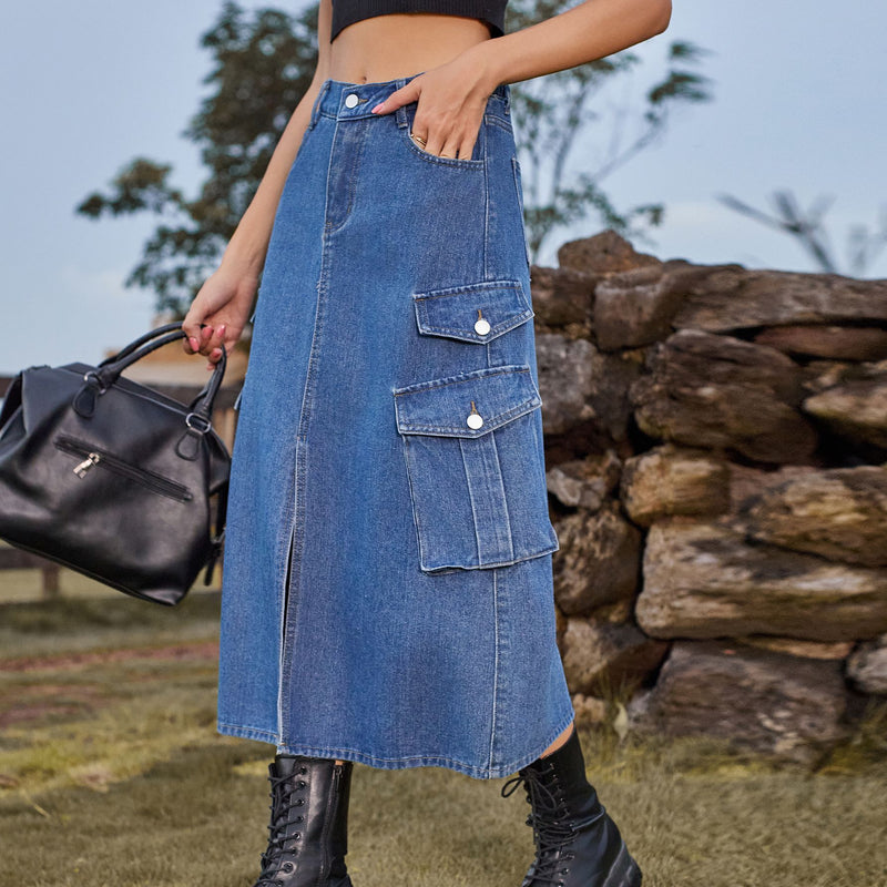 Gracefully Styled Garment for Any Occasion