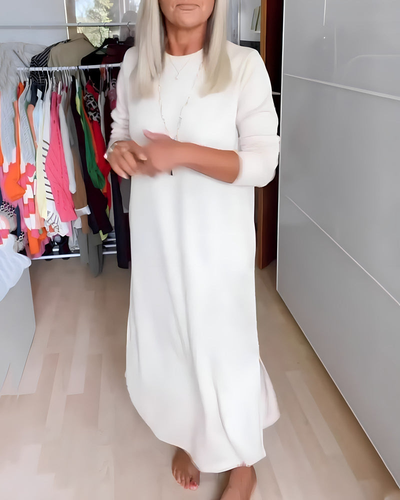 Sophisticated Dress with a Clean Classic Look
