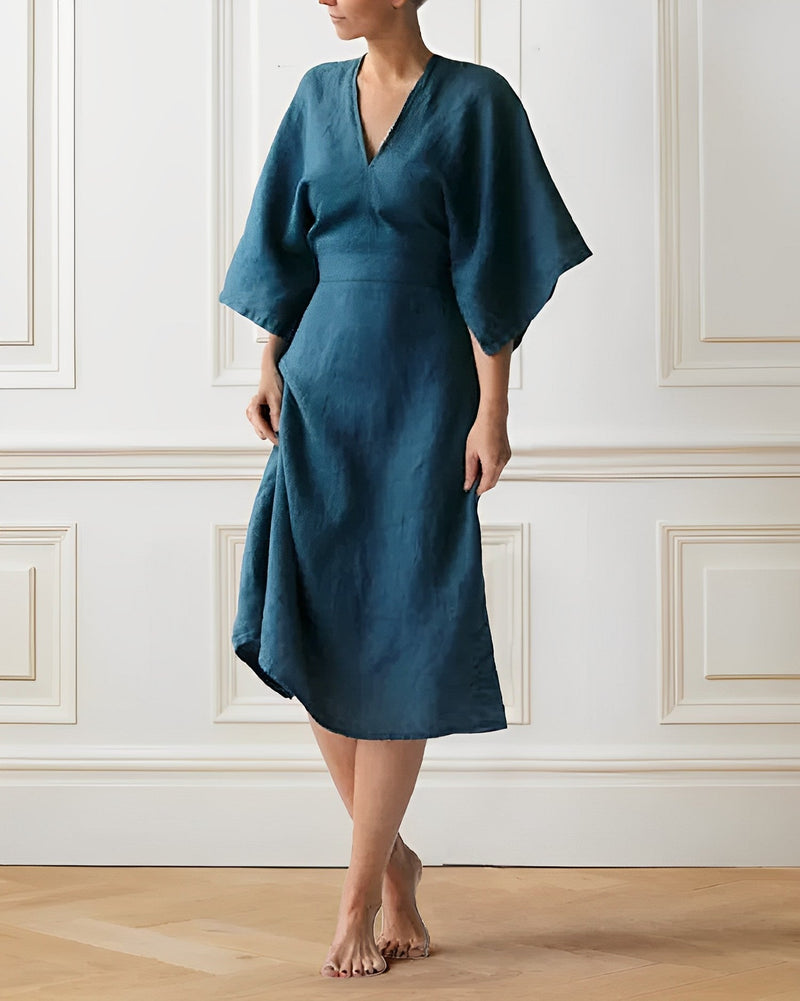 Well Tailored Dress with a Graceful Silhouette