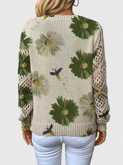 Effortlessly Elegant Sweater with a Timeless Design