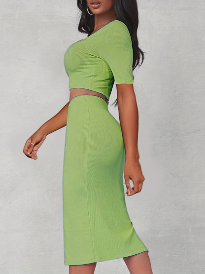 Effortlessly Elegant Top with a Timeless Design