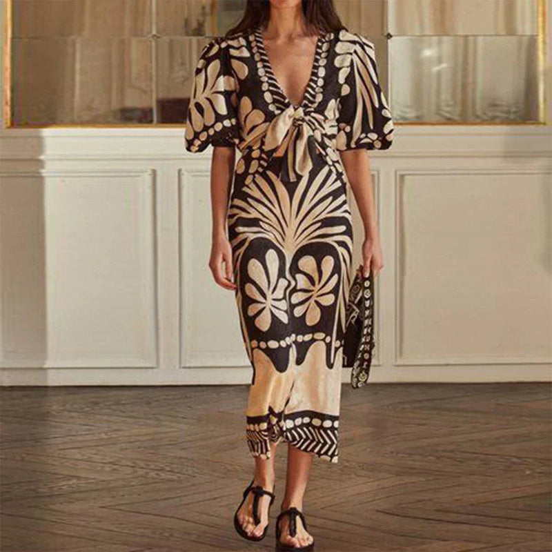 Sophisticated Dress with a Clean Classic Look