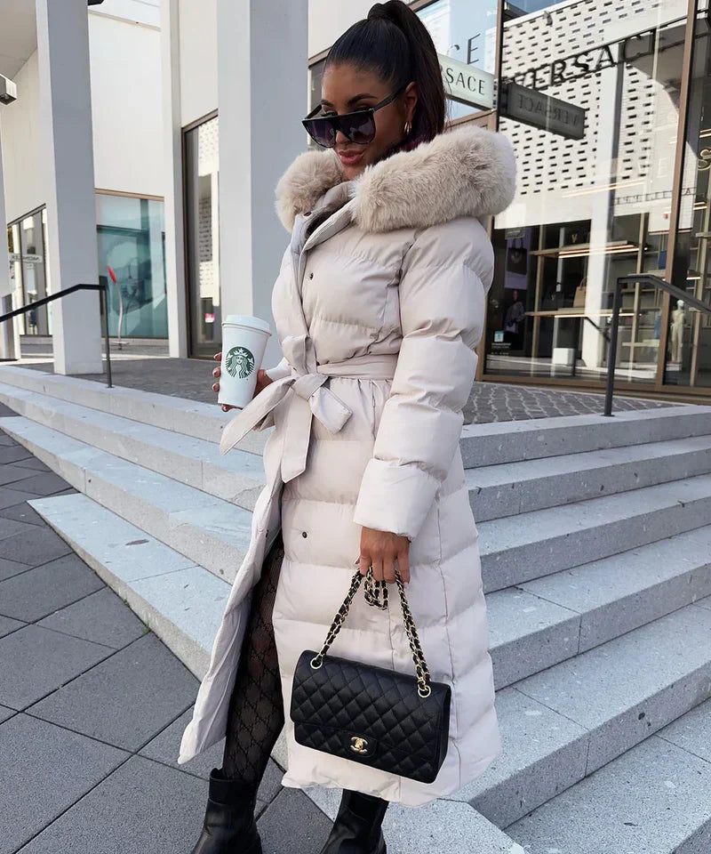 Effortlessly Elegant Coat with a Timeless Design