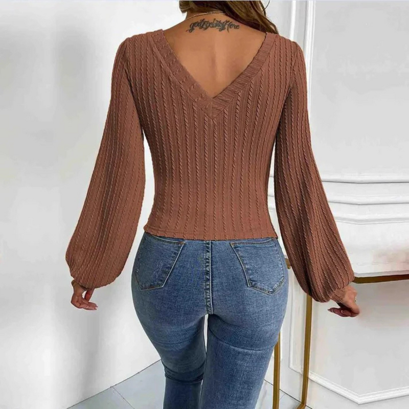 Beautifully Crafted Sweater in a Classic Style