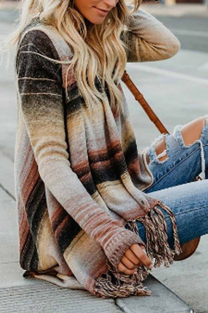 Well Tailored Cardigan with a Graceful Silhouette