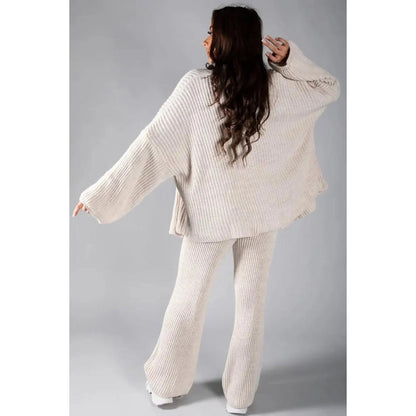 Effortlessly Elegant Garment with a Timeless Design