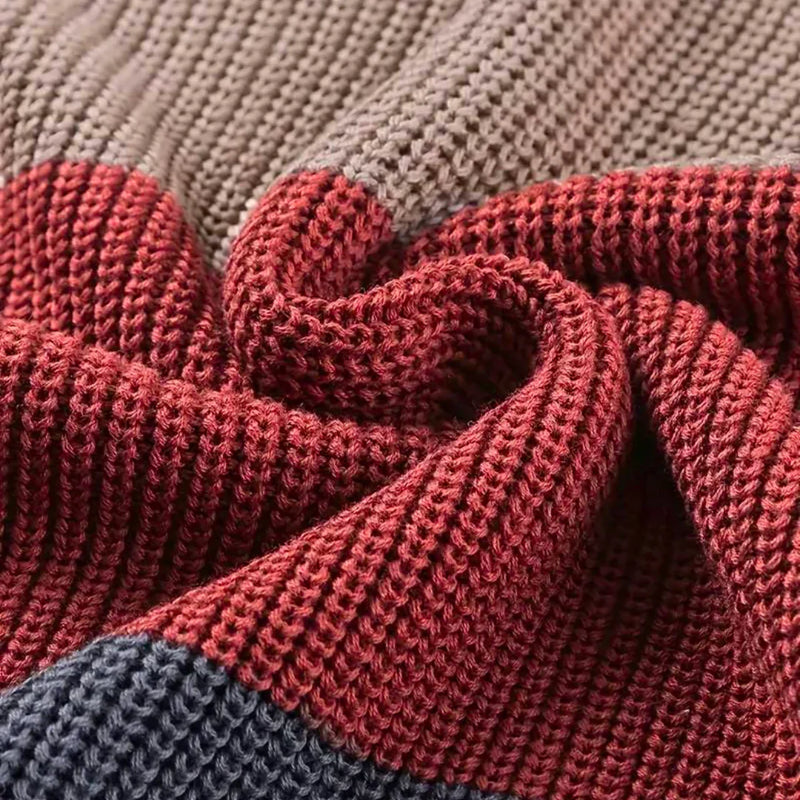 Effortlessly Elegant Sweater with a Timeless Design