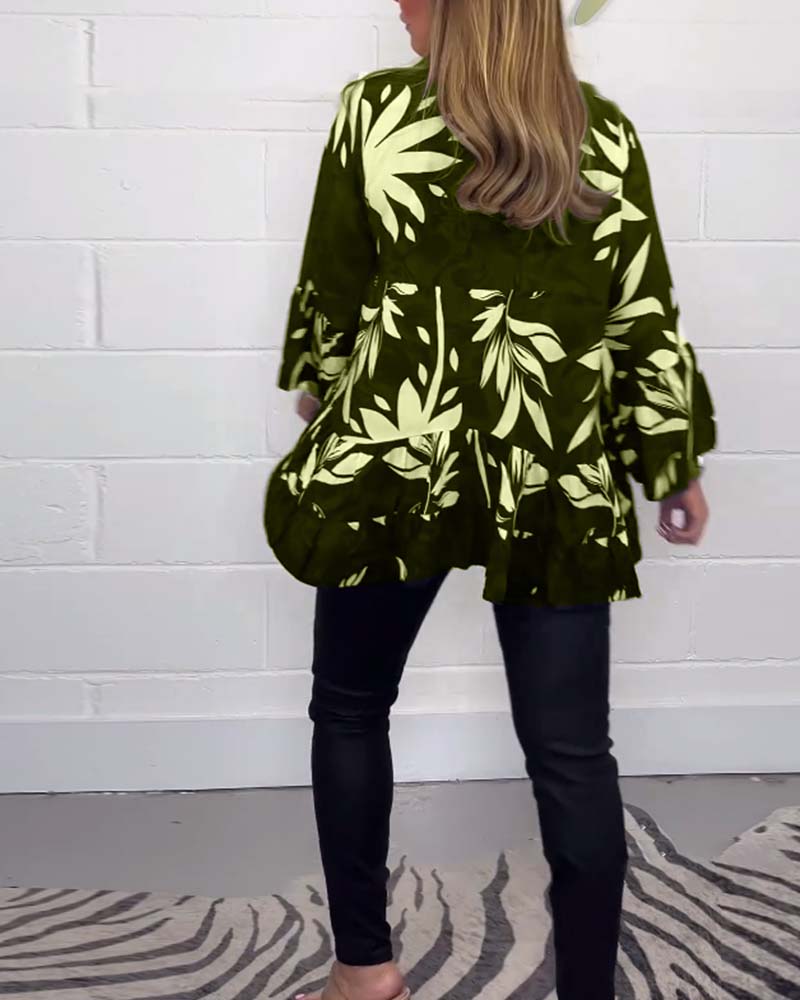 Classic Vintage & Enduringly Stylish Blouse