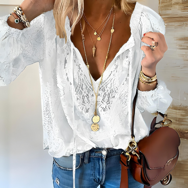 Elegantly Styled Blouse for Everyday Wear