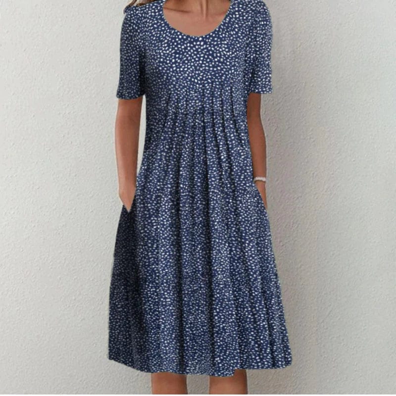Classic Vintage Dress with a Flattering Fit