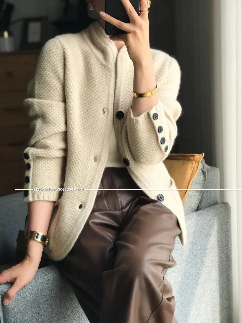 Gracefully Styled Garment for Any Occasion