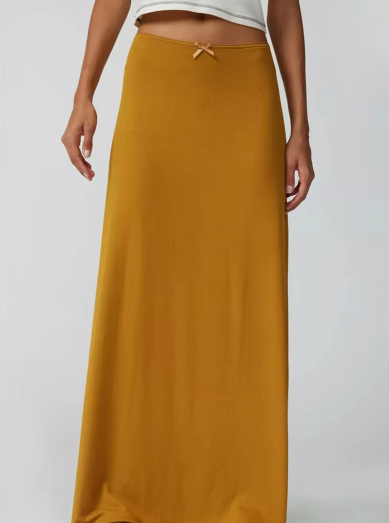 Well Tailored Garment with a Graceful Silhouette