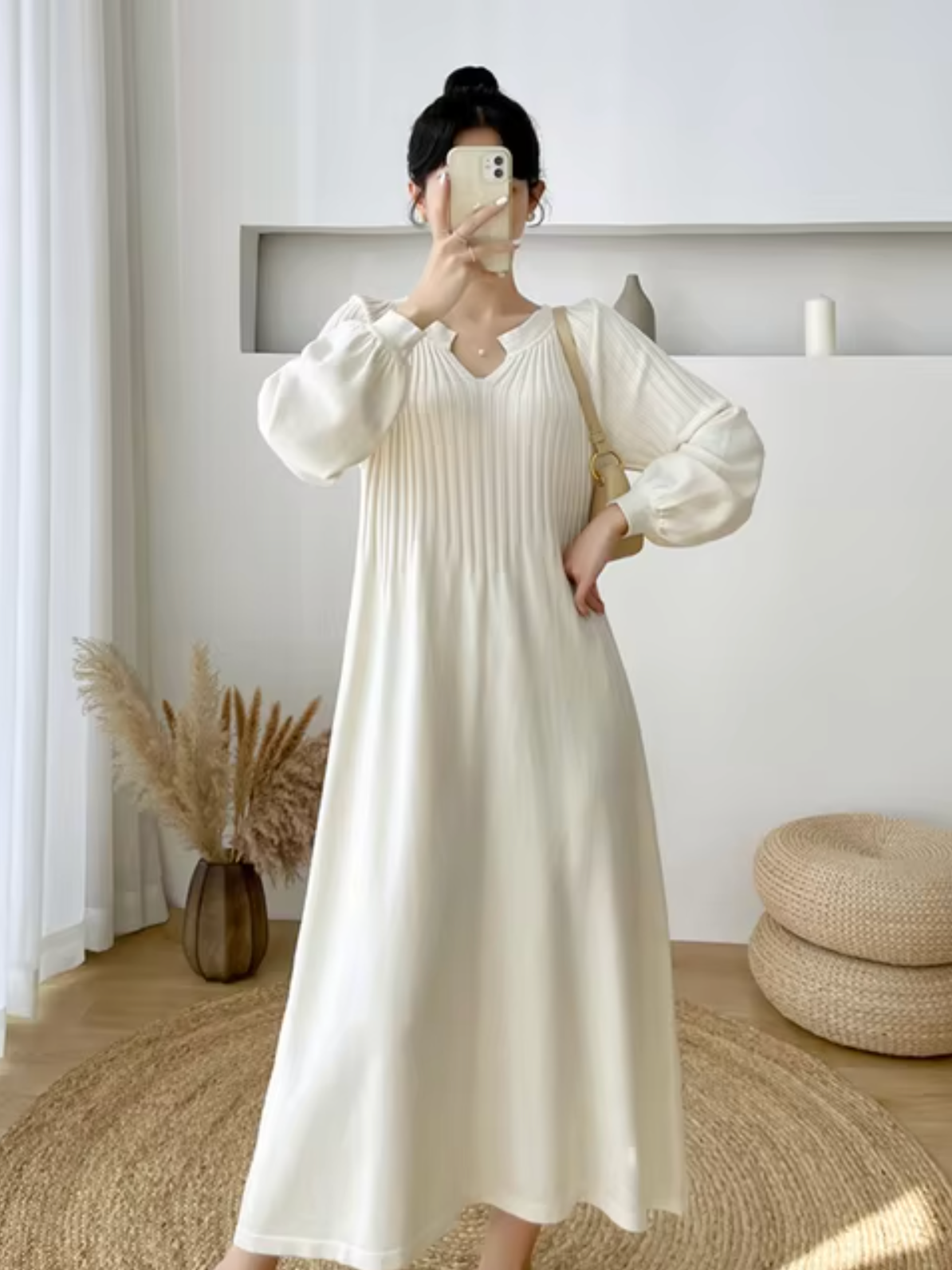 Beautifully Crafted Dress in a Classic Style