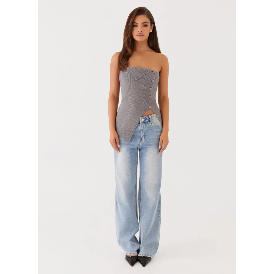 Classic Vintage & Enduringly Stylish Top