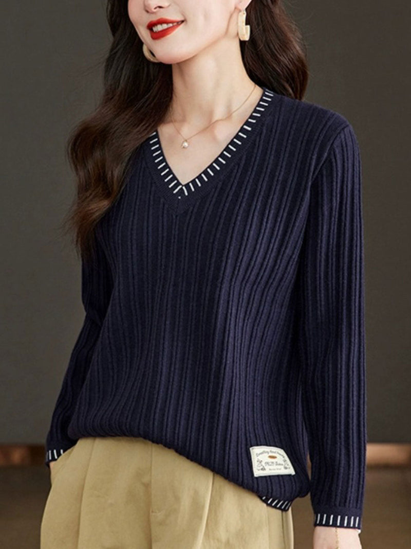 A Vintage Style Top with Delicate Timeless Details