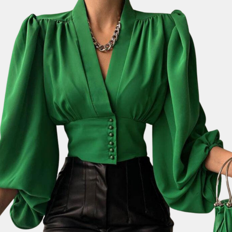 Effortlessly Elegant Blouse with a Timeless Design