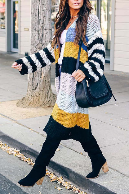Classic Vintage Sweater with a Flattering Fit