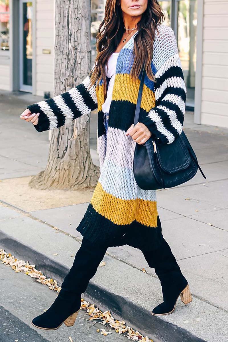 Classic Vintage Sweater with a Flattering Fit