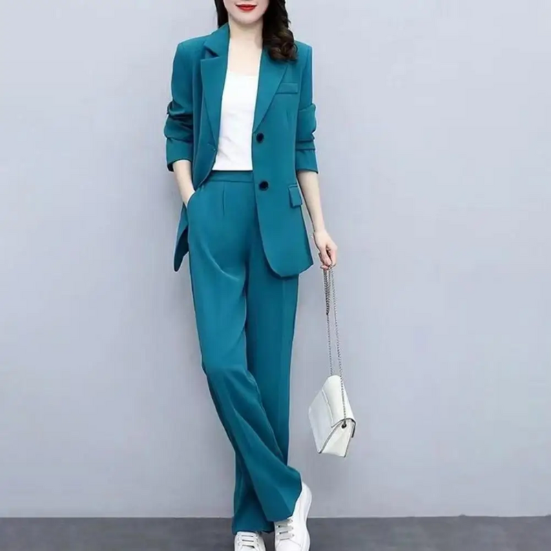 Well Tailored Garment with a Graceful Silhouette