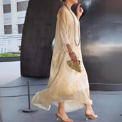 Effortlessly Elegant Dress with a Timeless Design