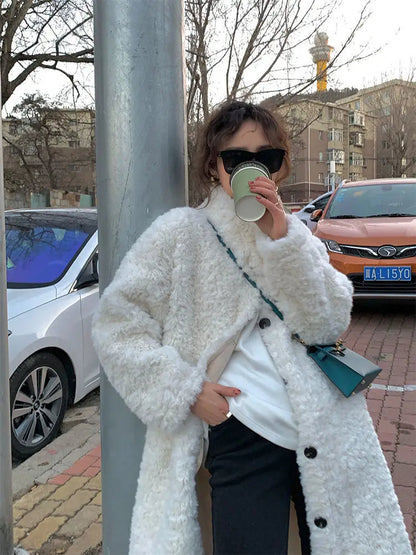 Elegantly Styled Coat for Everyday Wear
