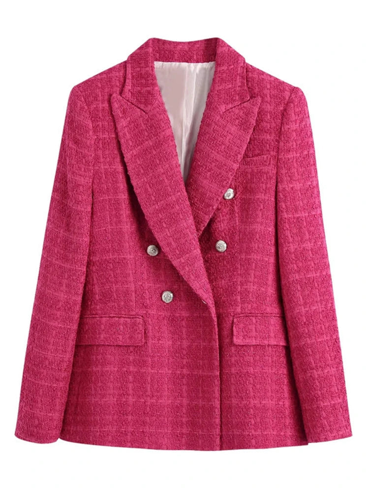 Well Tailored Garment with a Graceful Silhouette