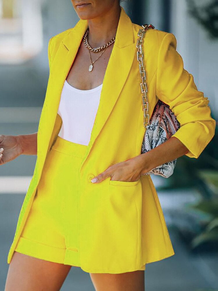 Well Tailored Garment with a Graceful Silhouette