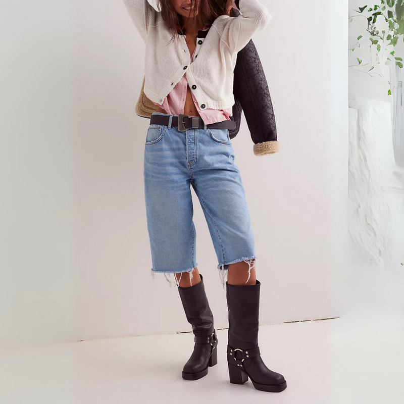 Gracefully Styled Cardigan for Any Occasion