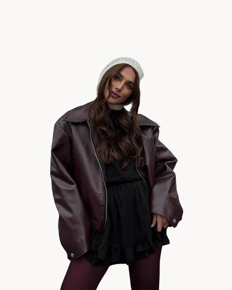 Well Tailored Jacket with a Graceful Silhouette