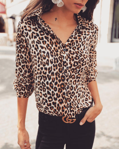 Beautifully Crafted Blouse in a Classic Style