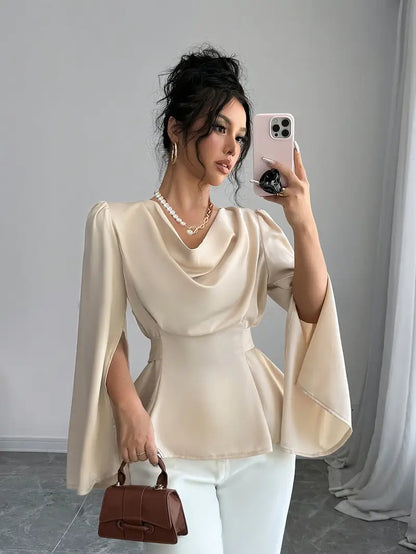 Effortlessly Elegant Blouse with a Timeless Design