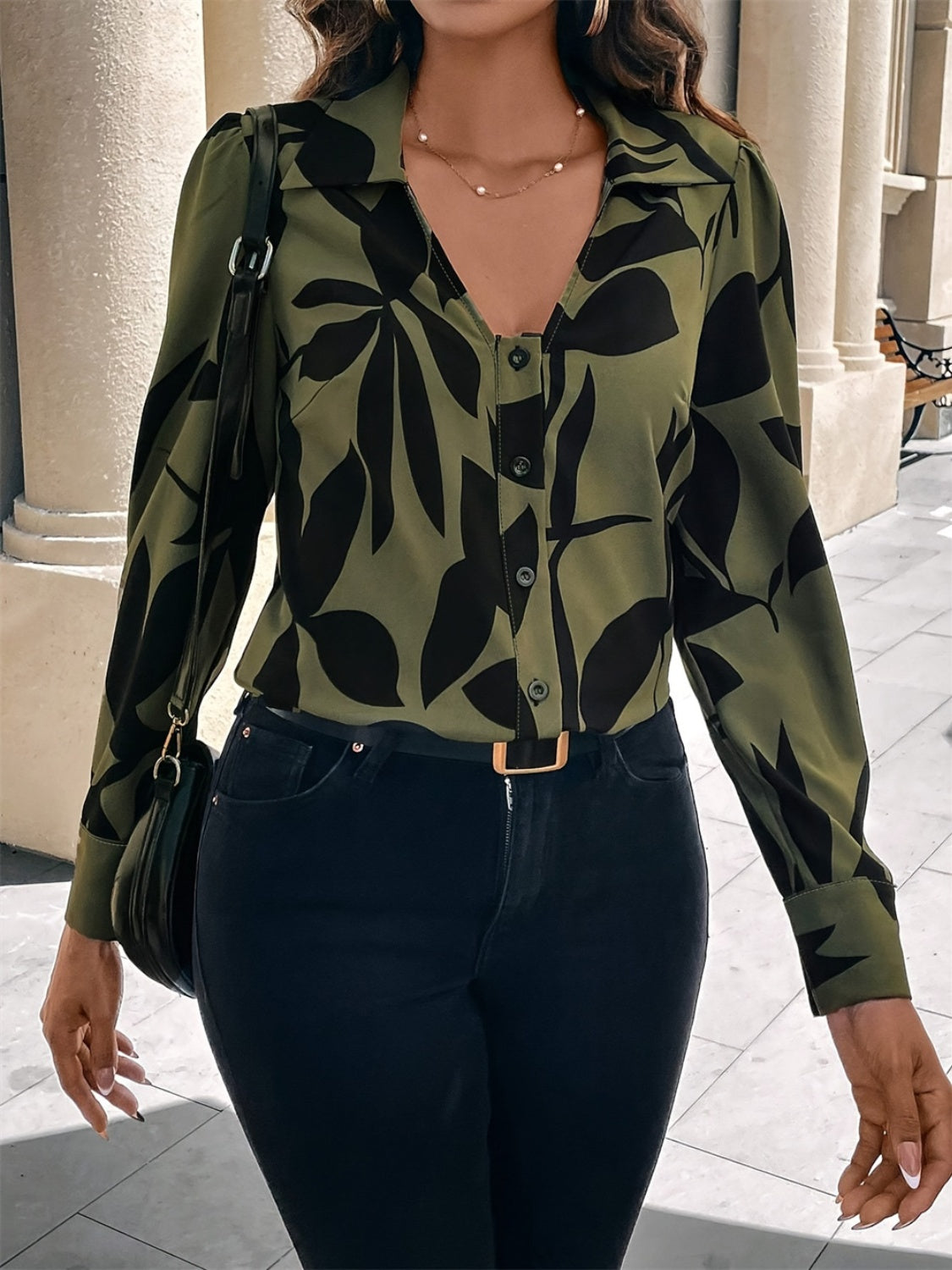 Elegantly Styled Shirt for Everyday Wear
