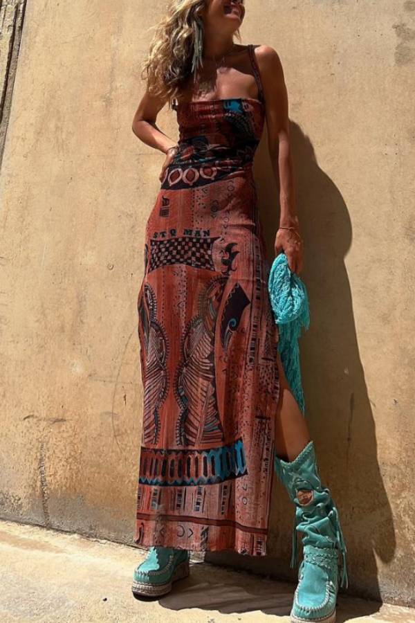 Classic Vintage Dress with a Flattering Fit