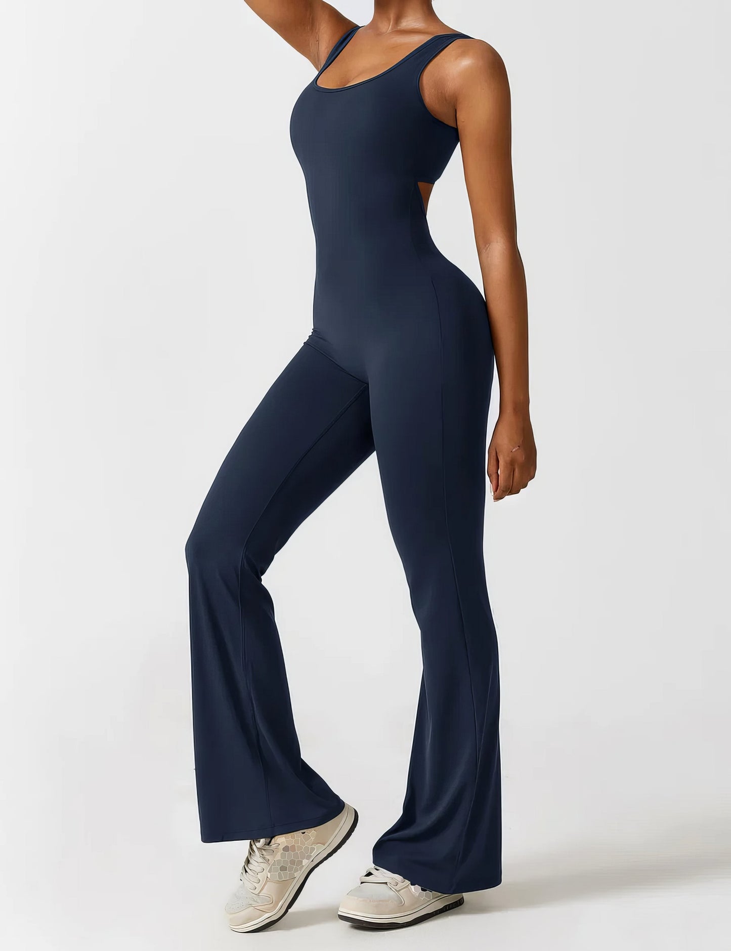 Well Tailored Garment with a Graceful Silhouette