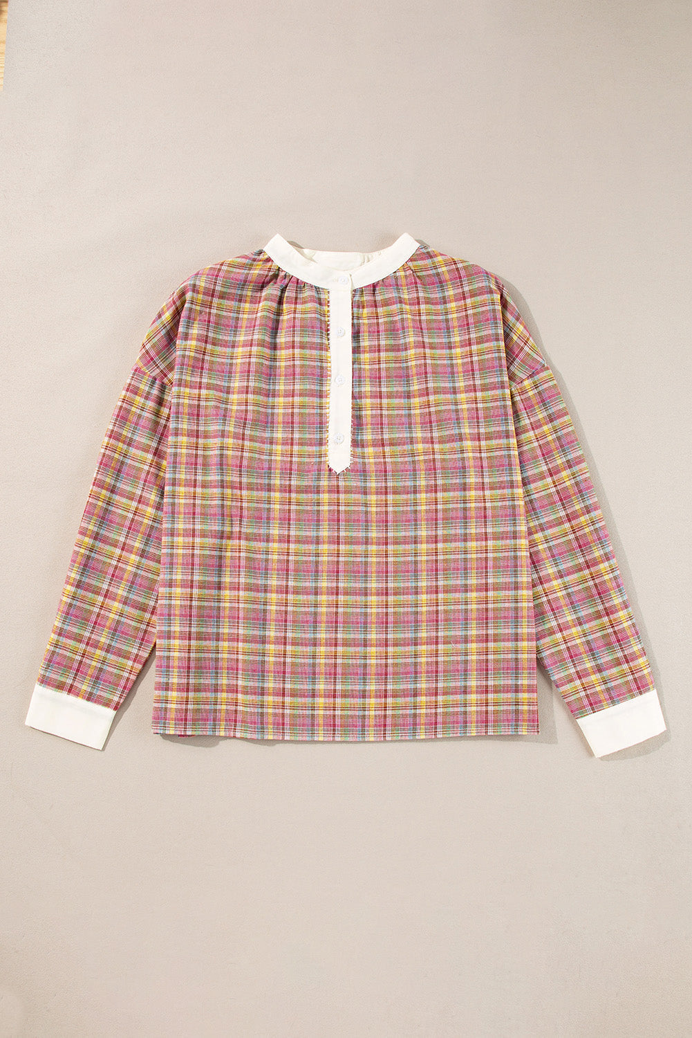 Effortlessly Elegant Blouse with a Timeless Design