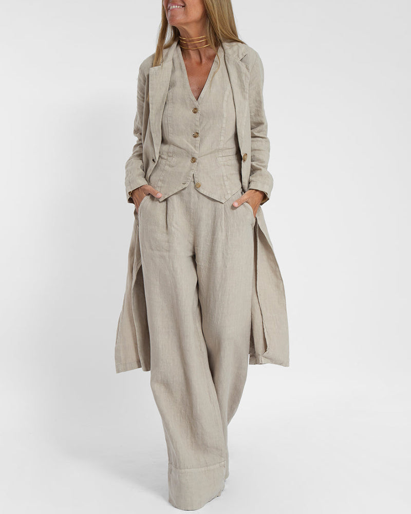 A Vintage Style Trousers with Delicate Timeless Details