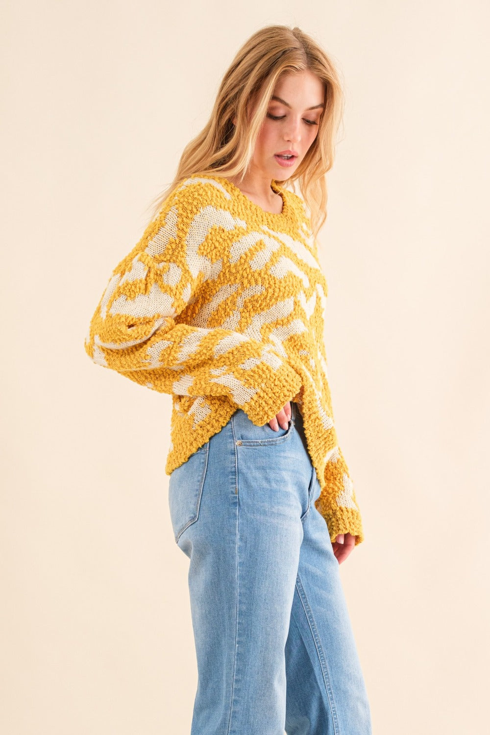 Beautifully Finished Sweater in a Timeless Design