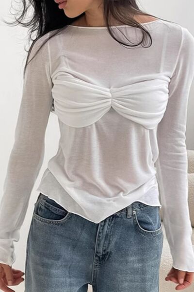 Effortlessly Elegant Blouse with a Timeless Design