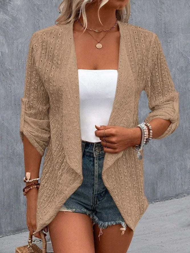 Well Tailored Cardigan with a Graceful Silhouette