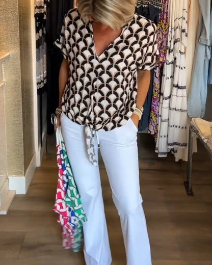 Polished Blouse with an Effortless Classic Look