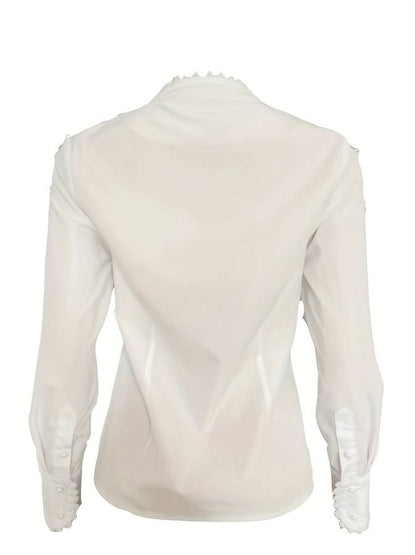 Effortlessly Elegant Blouse with a Timeless Design
