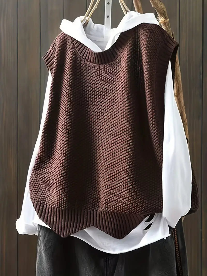 Beautifully Finished Pullover in a Timeless Design