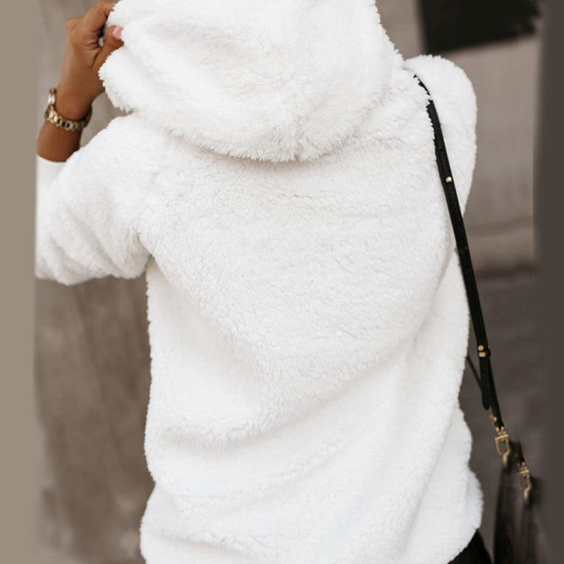 Beautifully Finished Coat in a Timeless Design