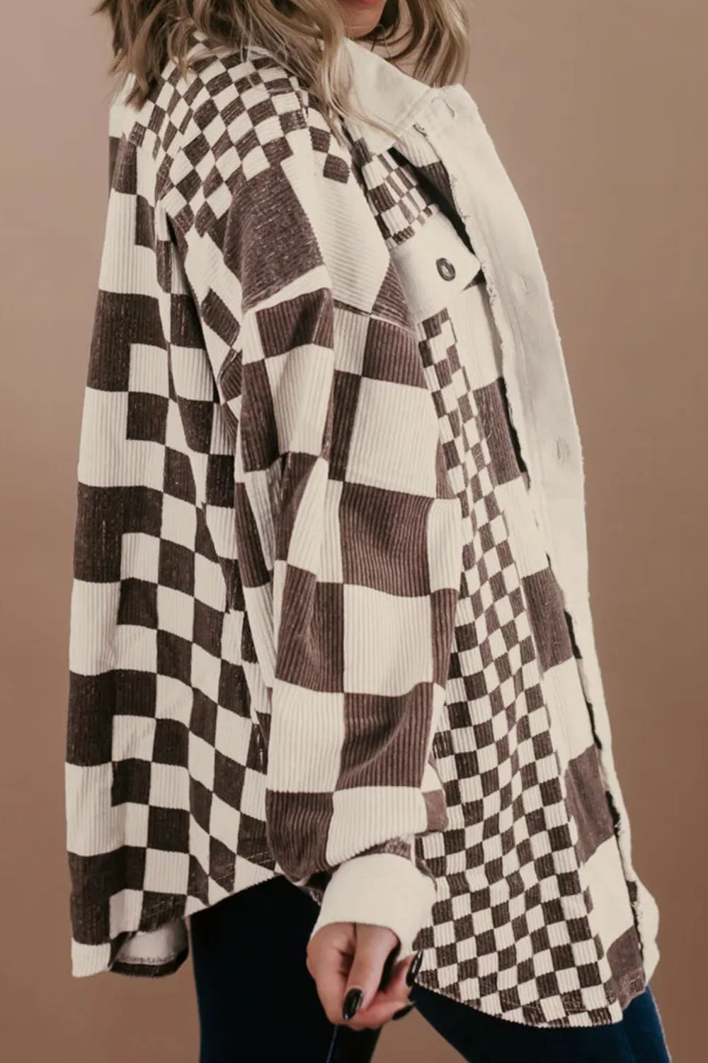 Elegantly Styled Jacket for Everyday Wear