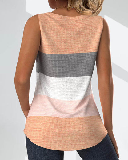 Well Tailored Top with a Graceful Silhouette