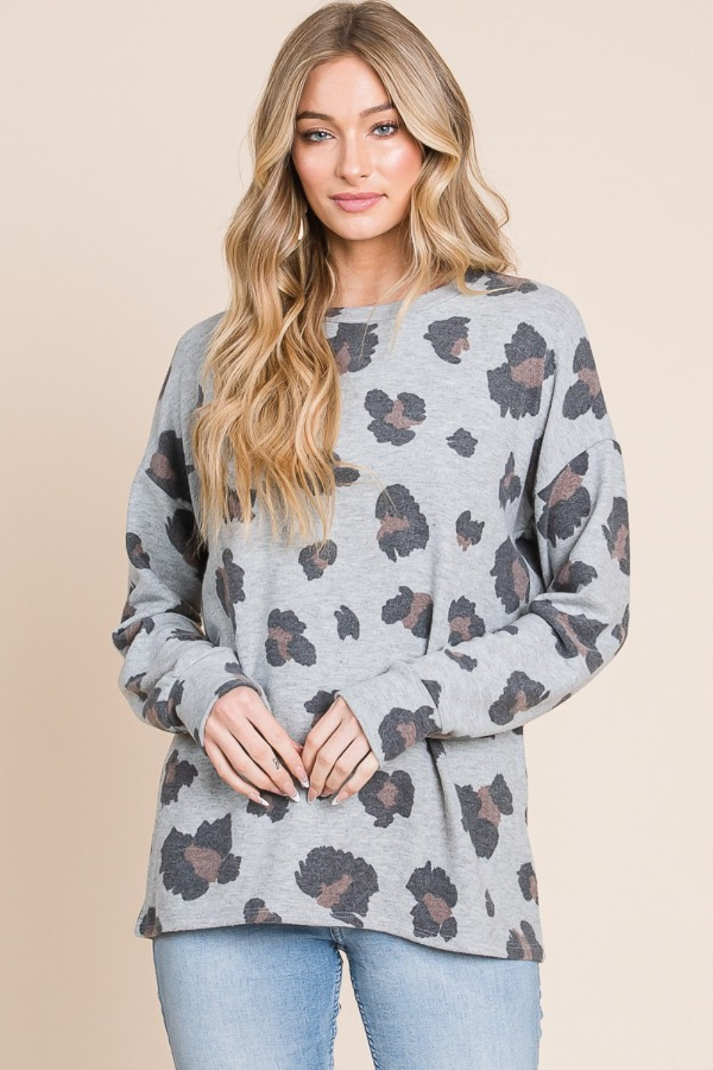 Gracefully Styled T-Shirt for Any Occasion