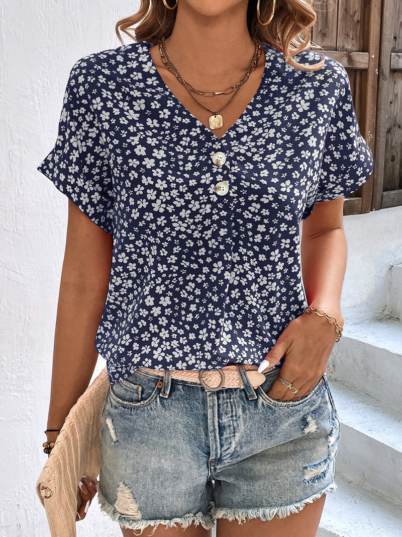 Polished Blouse with an Effortless Classic Look