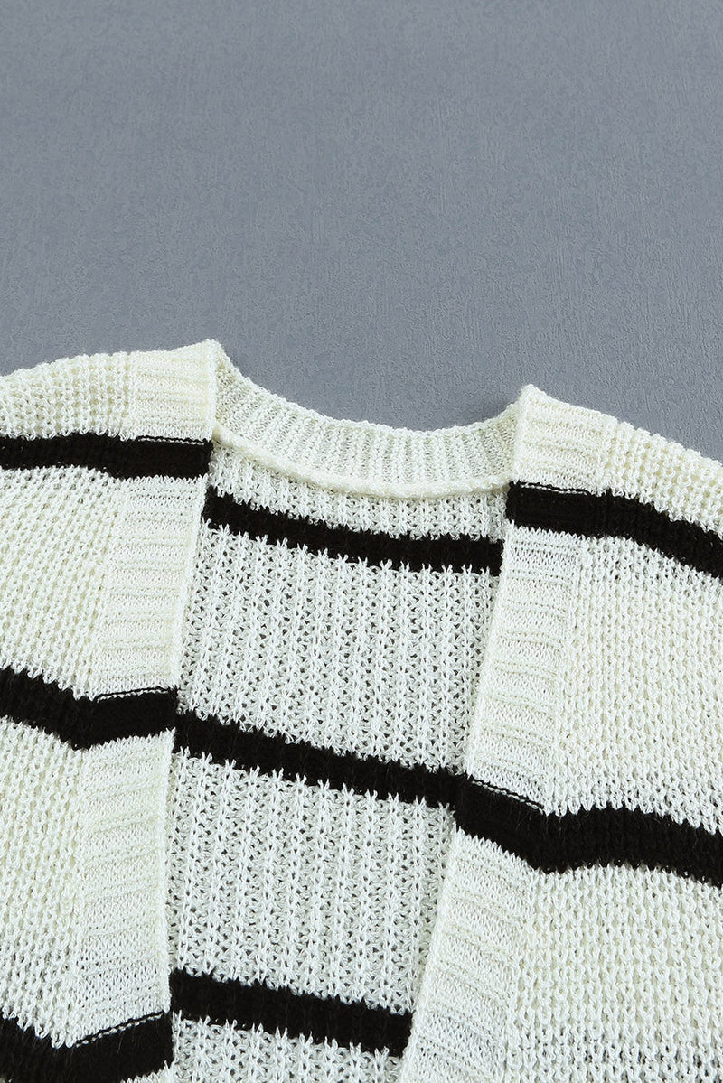 Effortlessly Elegant Cardigan with a Timeless Design
