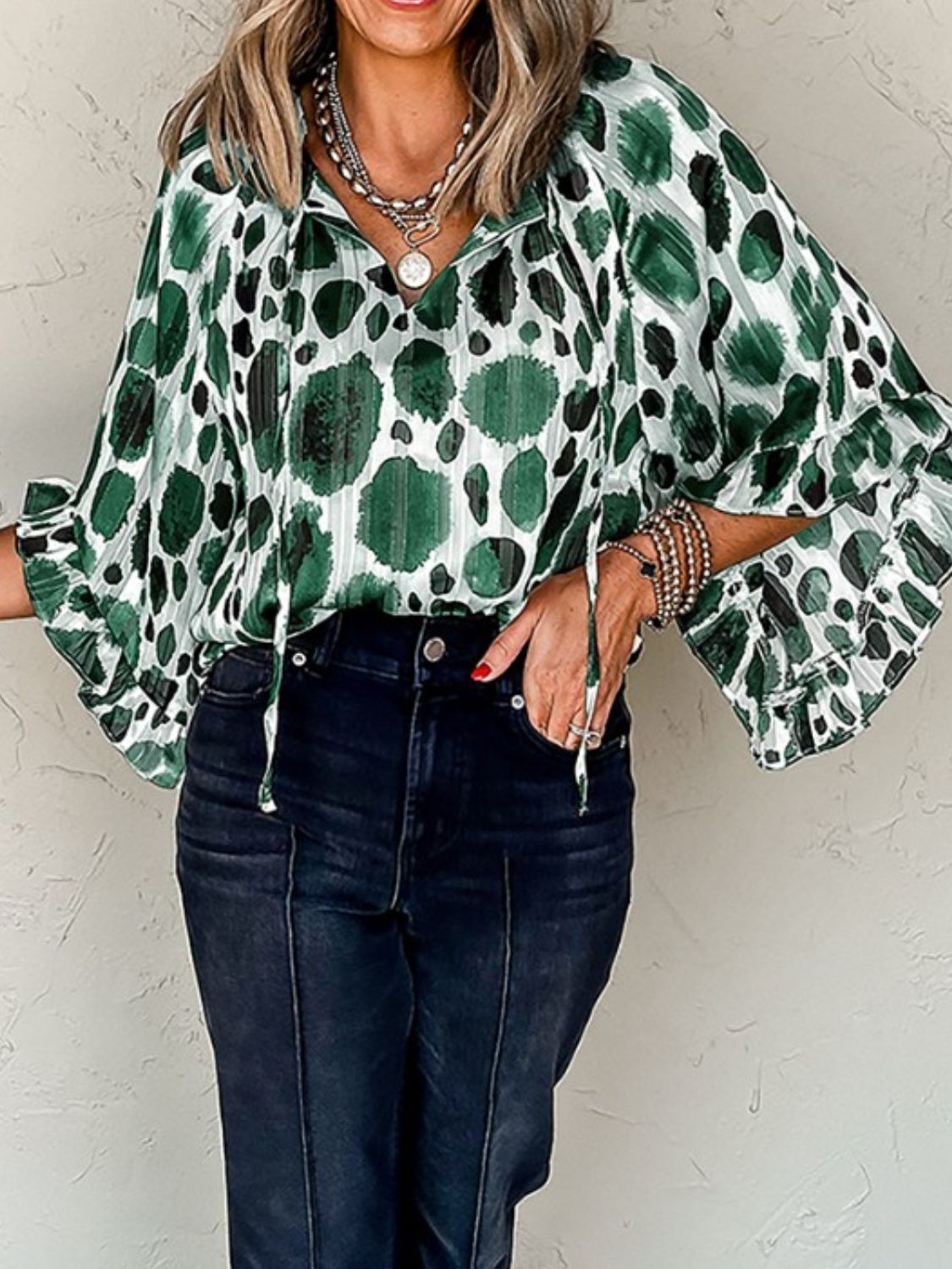 Sophisticated Blouse with a Clean Classic Look