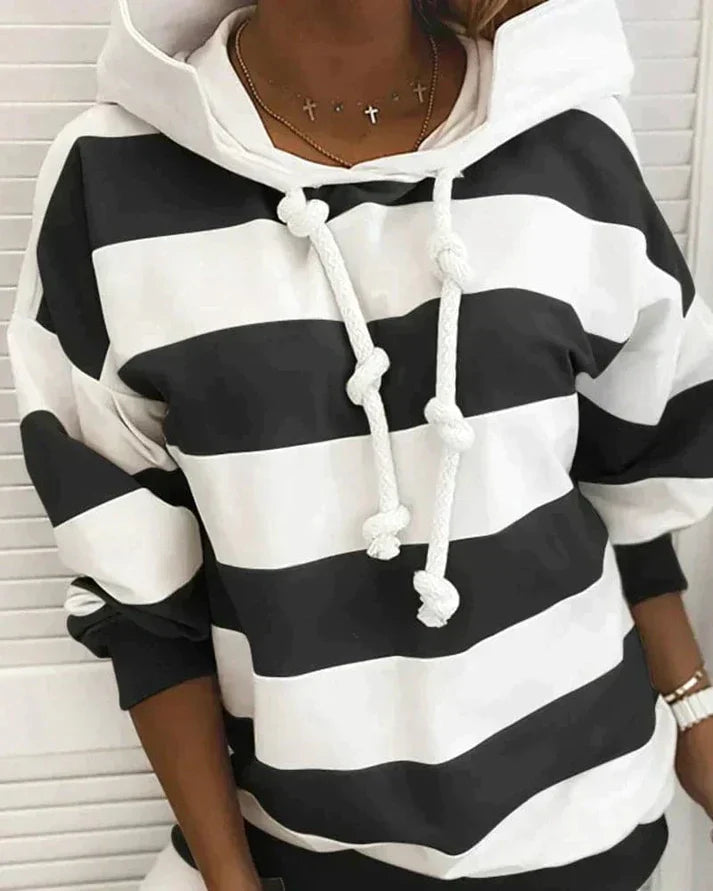 Beautifully Finished Sweater in a Timeless Design